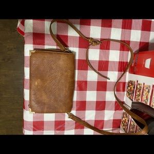 Crossbody purse